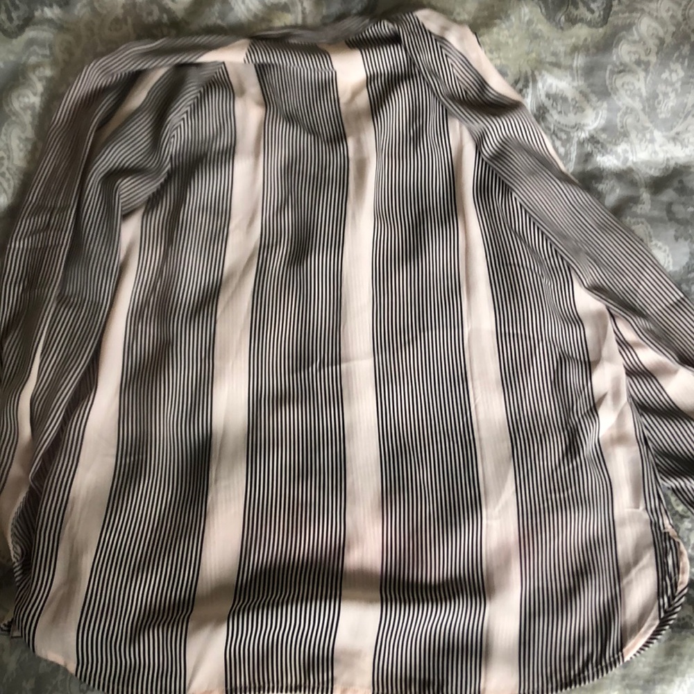 Blouse - Picture 3 of 3